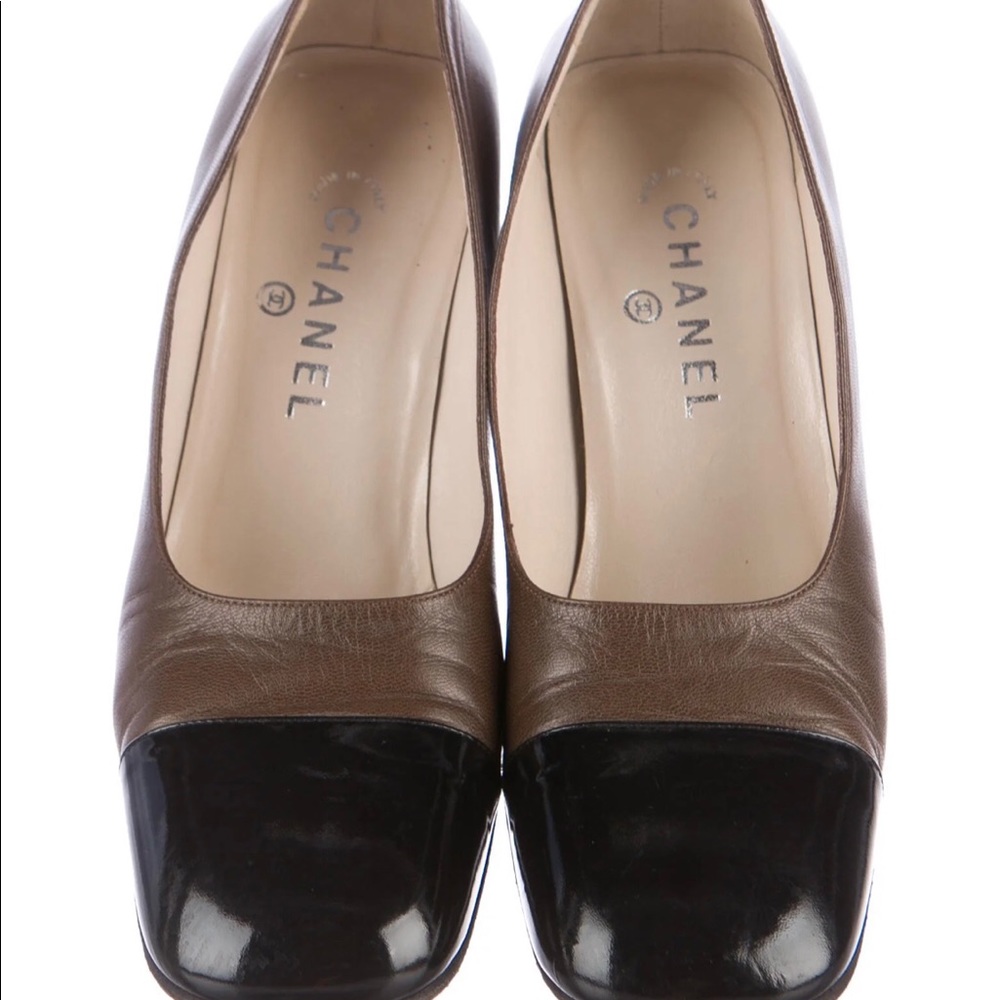 Chanel two-tone pumps - size 9